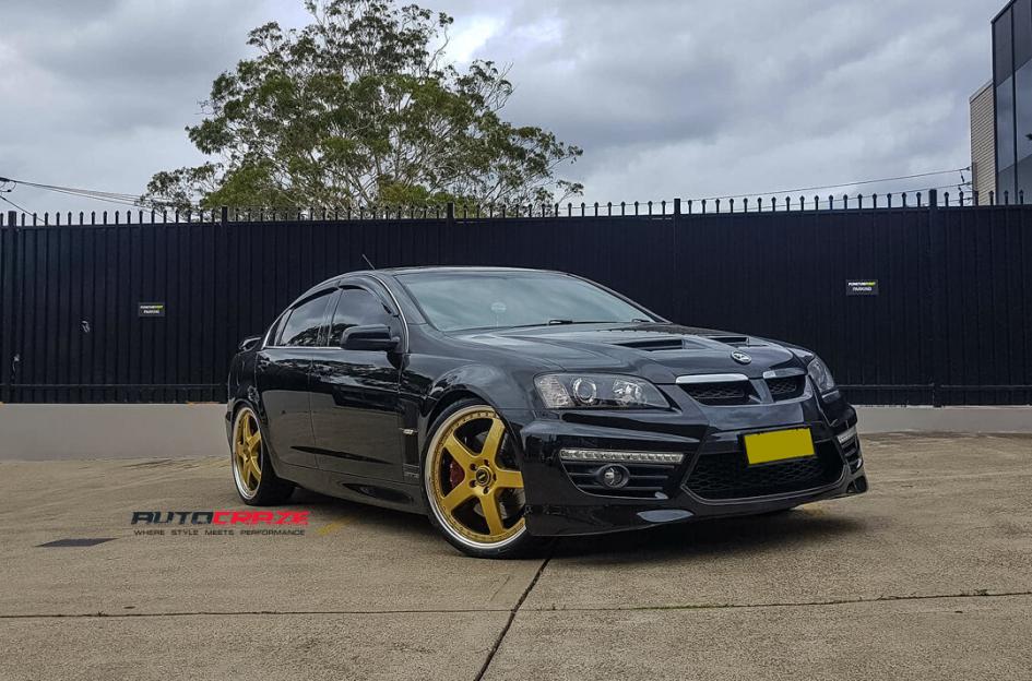 HOLDEN-COMMODORE-FR